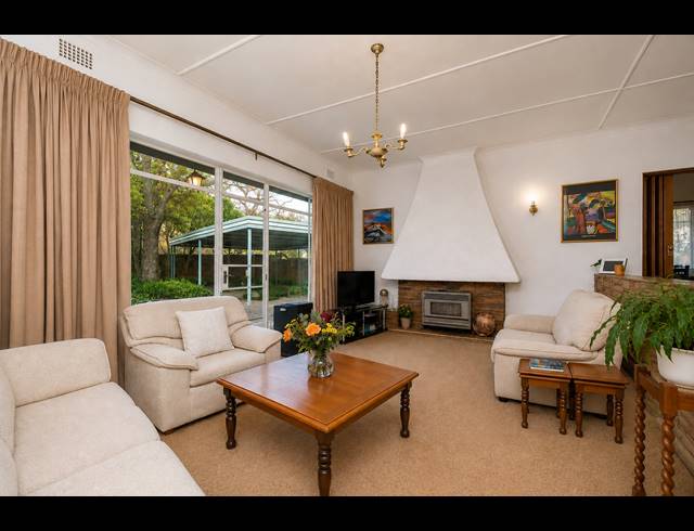 4 BEDROOM FREEHOLD FOR SALE IN BERARIO